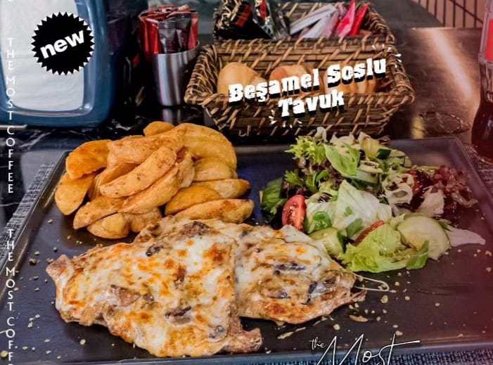 Dağ Mantarlı Peşamal Soslu Tavuk