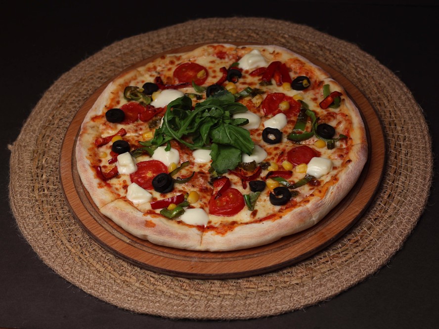 Akdeniz Pizza
