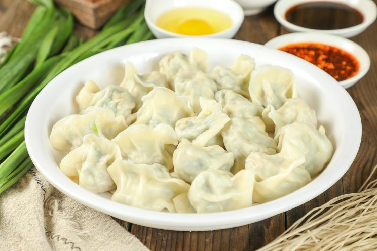 饺子 - Пельмень