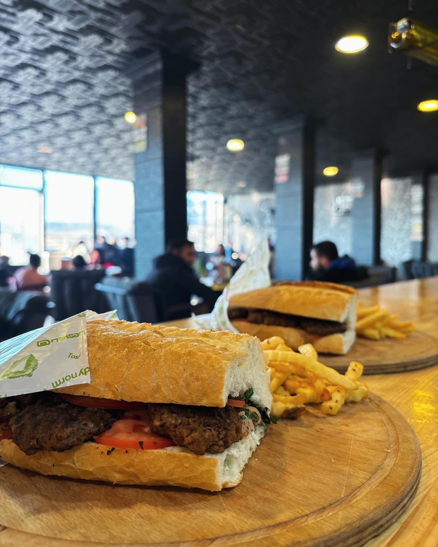 Köfte - Ekmek