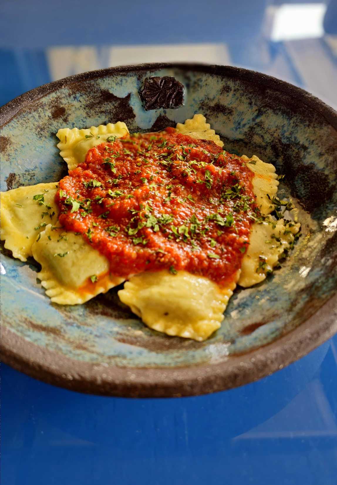 Ispanaklı Ravioli