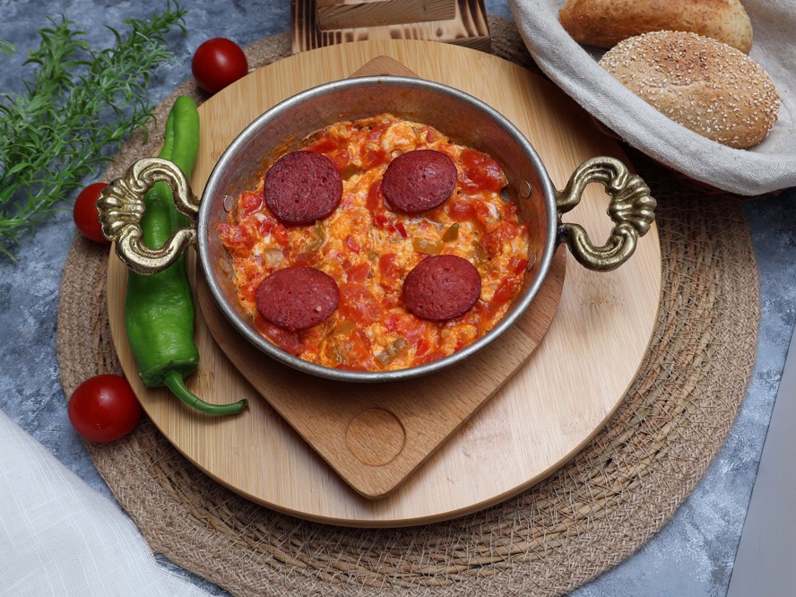 Sucuklu Menemen