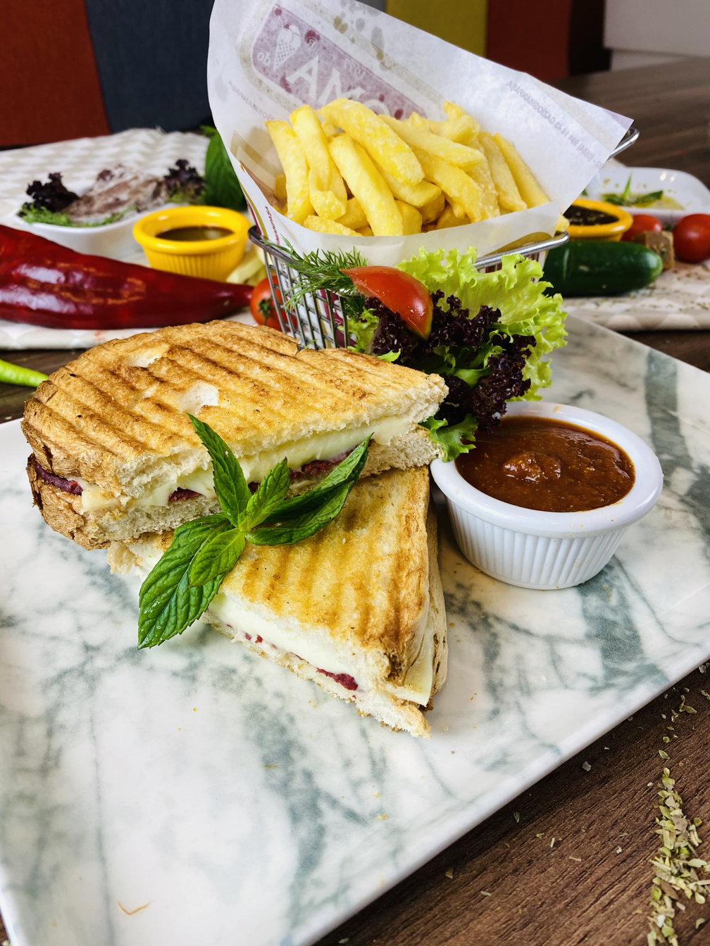 Karışık Tost