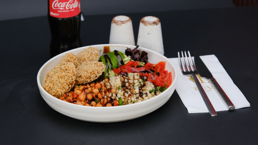 Falafel Salata